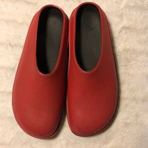 Polyurethane women shoes size 7